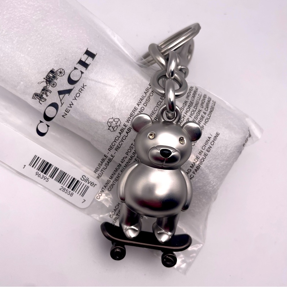 ✨LAST 1!✨ COACH | Limited Edition | Skateboarding Bear Bag Charm (Brand New!) 💘 - Picture 7 of 14